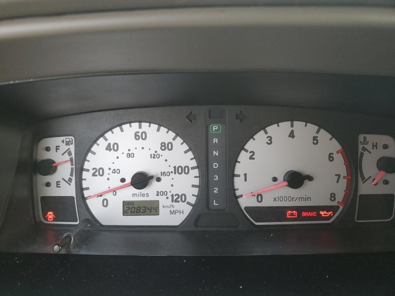 JA4LS21HX2P013964 2002 Mitsubishi Montero Sport Es