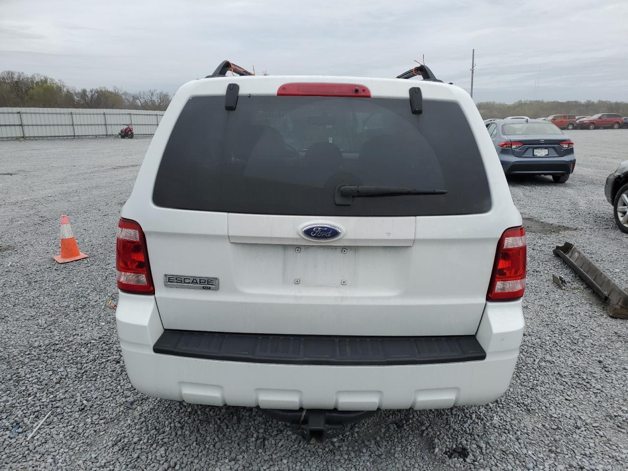 1FMCU03188KB42517 2008 Ford Escape Xlt