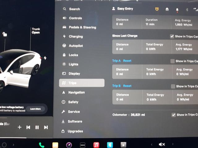  TESLA MODEL 3 2021 Белый