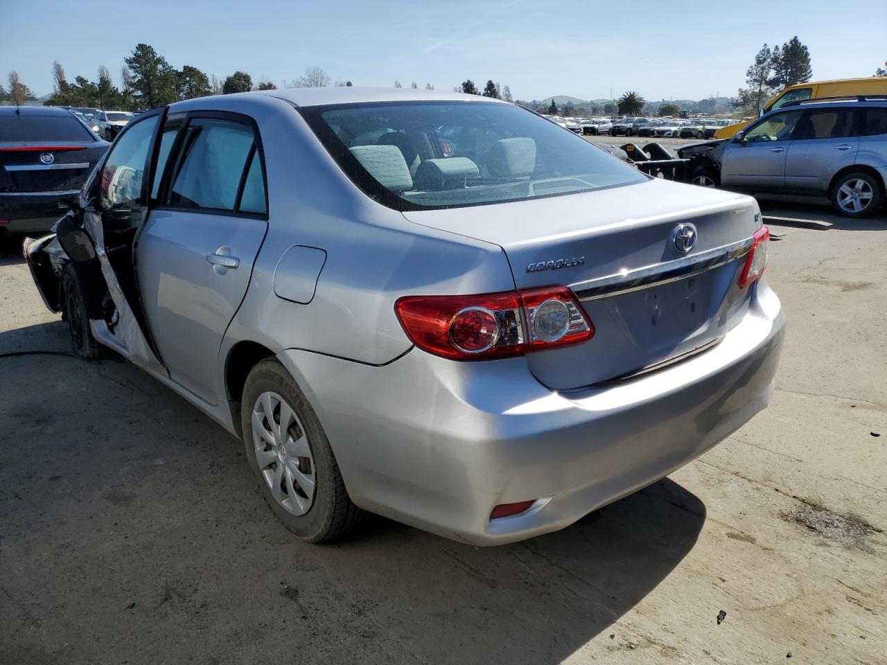 2T1BU4EE3BC566624 2011 Toyota Corolla Base