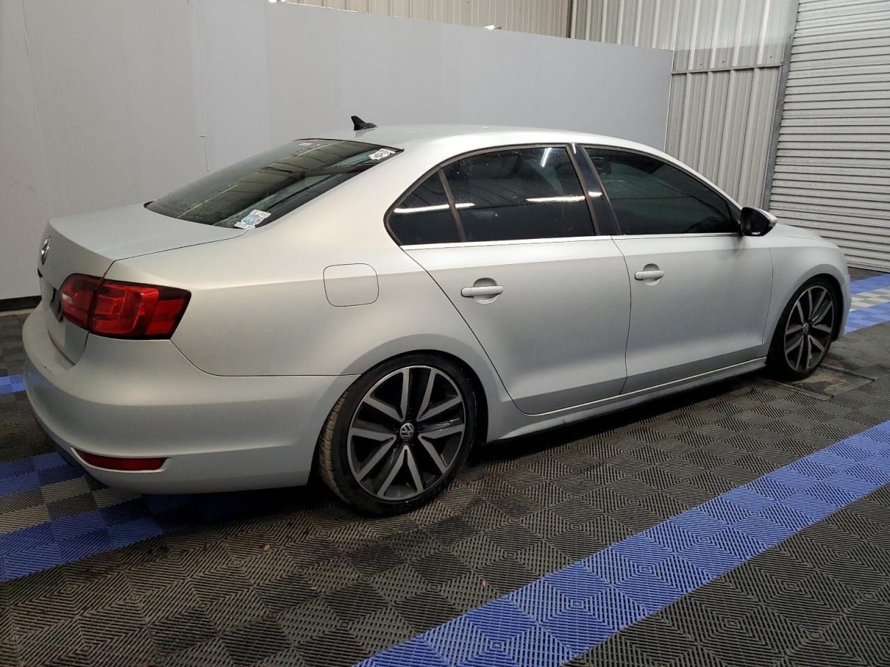 3VW467AJXCM129913 2012 Volkswagen Jetta Gli