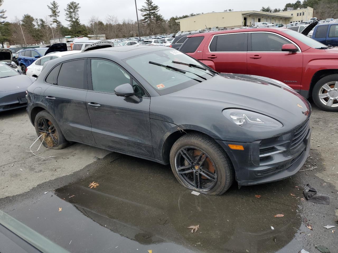 WP1AA2A56LLB00385 2020 Porsche Macan