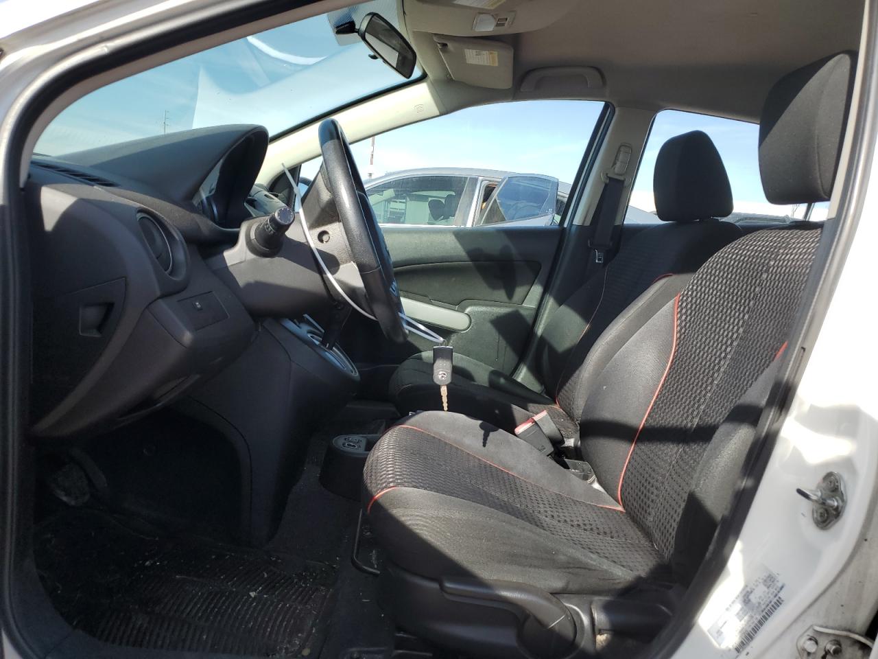 JM1DE1LYXD0158040 2013 Mazda Mazda2