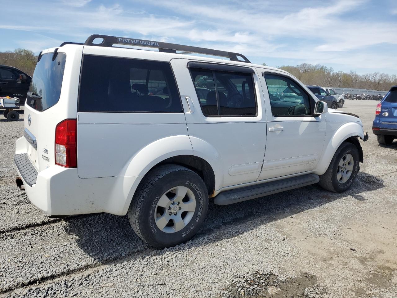 5N1AR18W66C635171 2006 Nissan Pathfinder Le