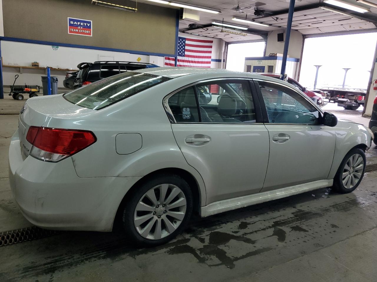 4S3BMBK68A3245722 2010 Subaru Legacy 2.5I Limited