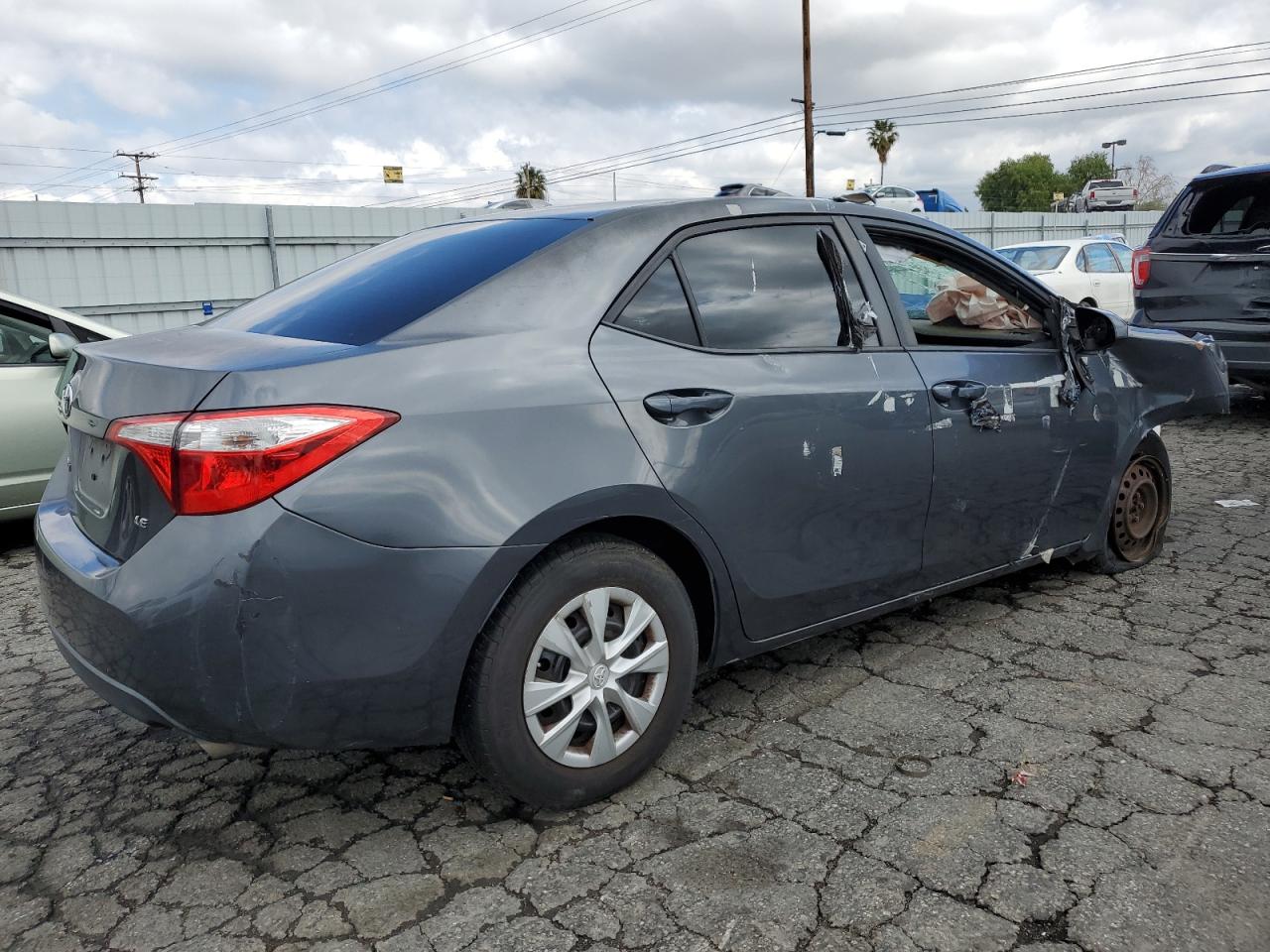 2014 Toyota Corolla L vin: 5YFBURHE8EP046366