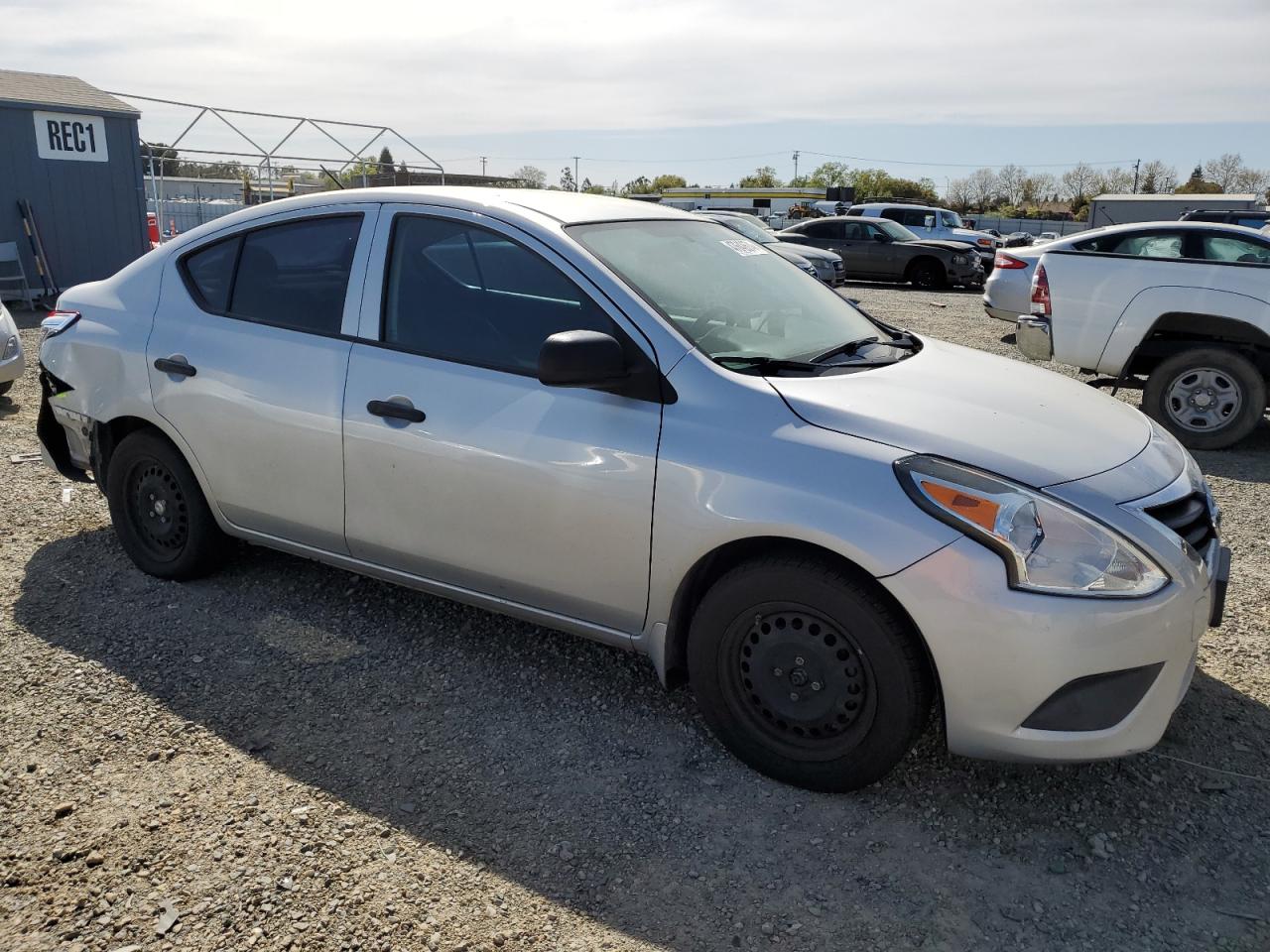 3N1CN7AP8FL835202 2015 Nissan Versa S