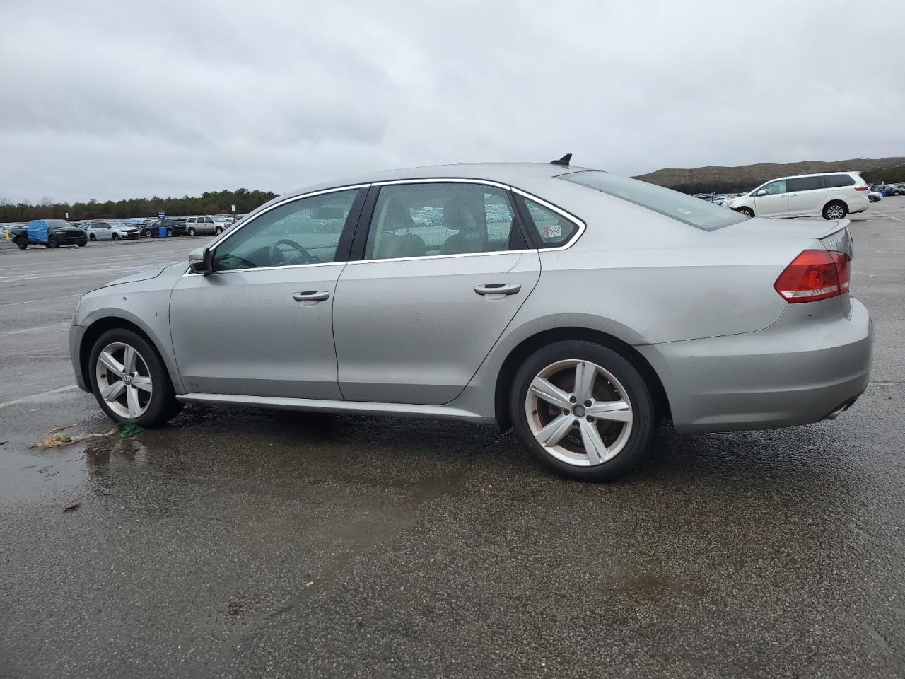 1VWBP7A34DC023403 2013 Volkswagen Passat Se