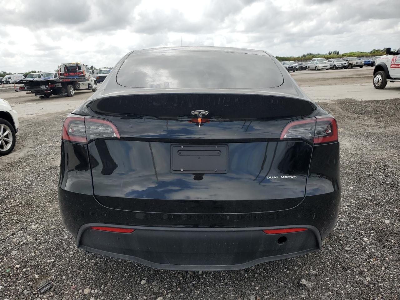 7SAYGAEEXPF770391 2023 Tesla Model Y