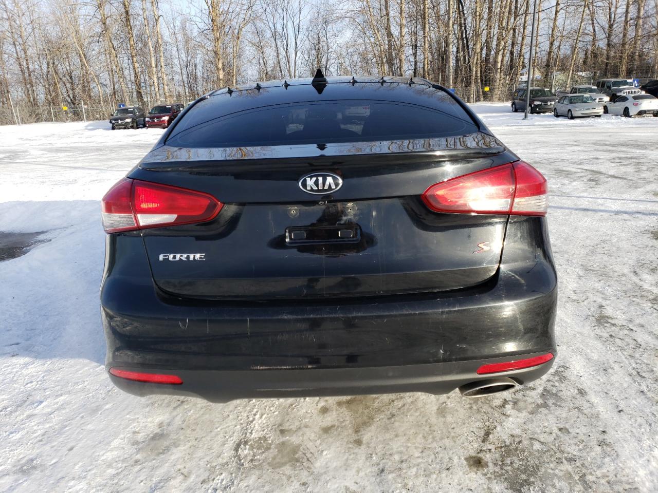 3KPFL4A76JE278379 2018 Kia Forte Lx