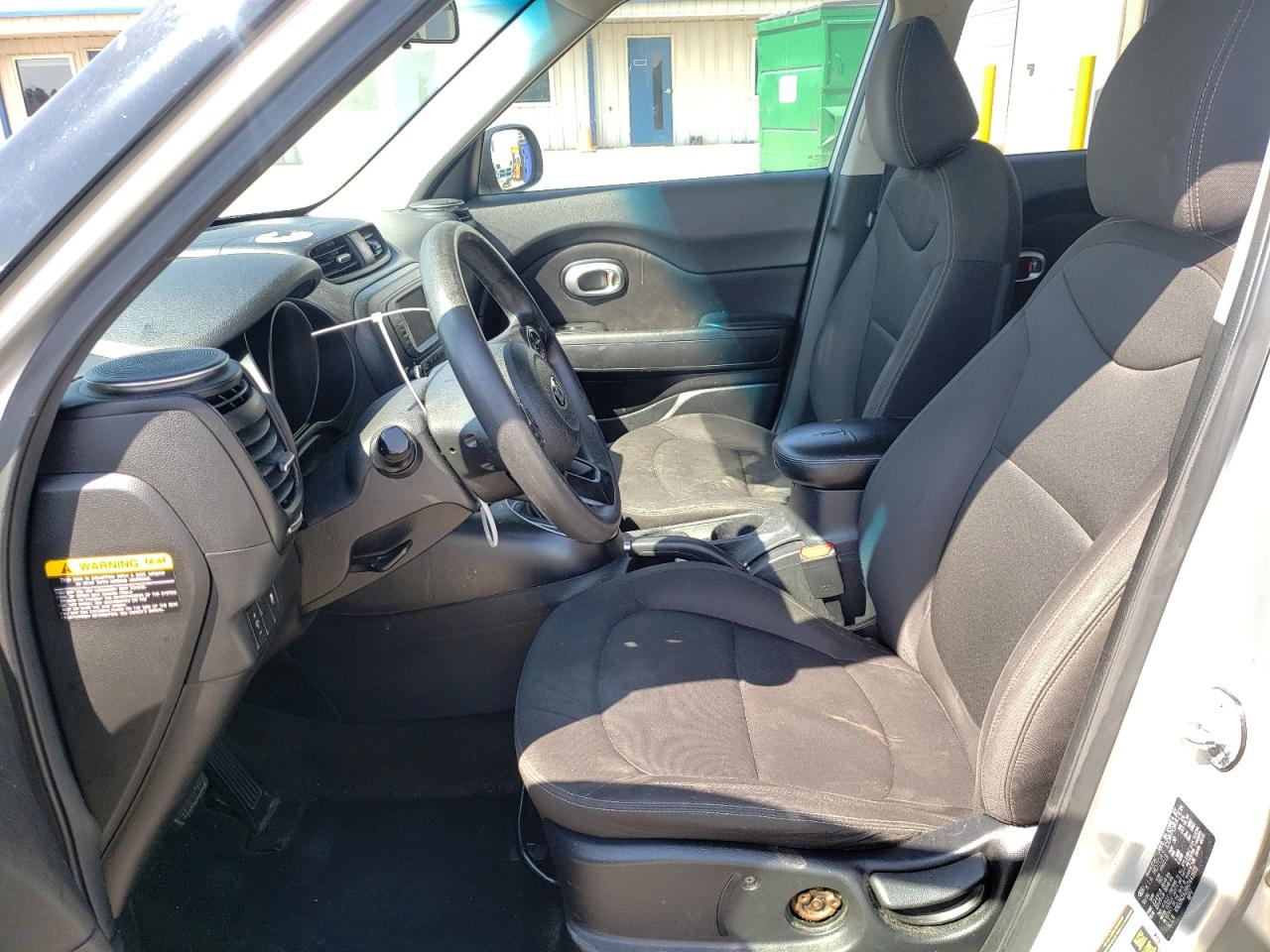 KNDJN2A26H7441605 2017 Kia Soul