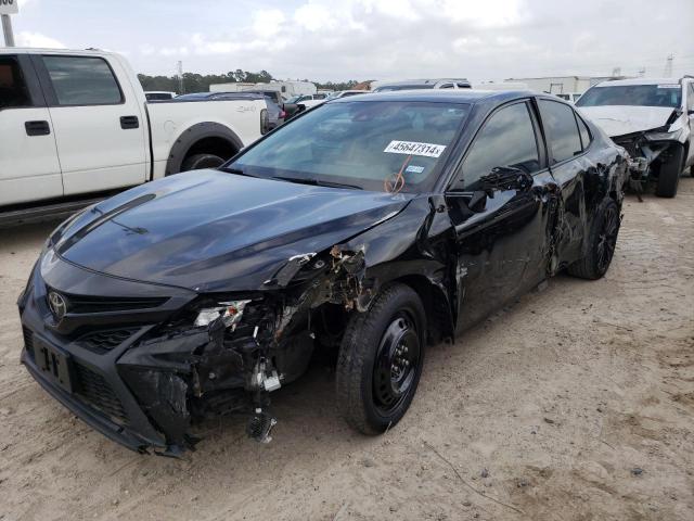 Lot #2390096059 2021 TOYOTA CAMRY SE salvage car