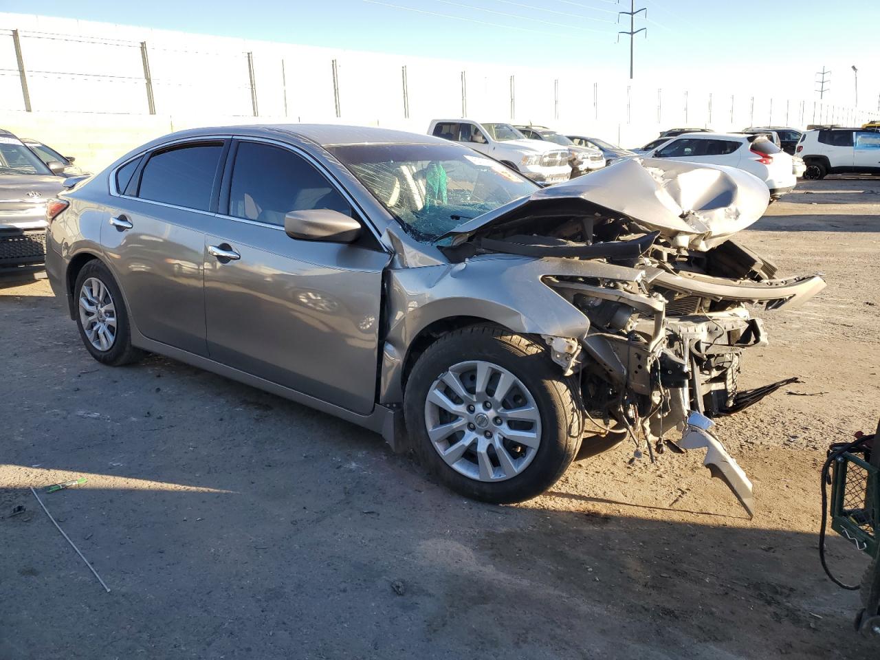 2015 Nissan Altima 2.5 vin: 1N4AL3AP3FC144406