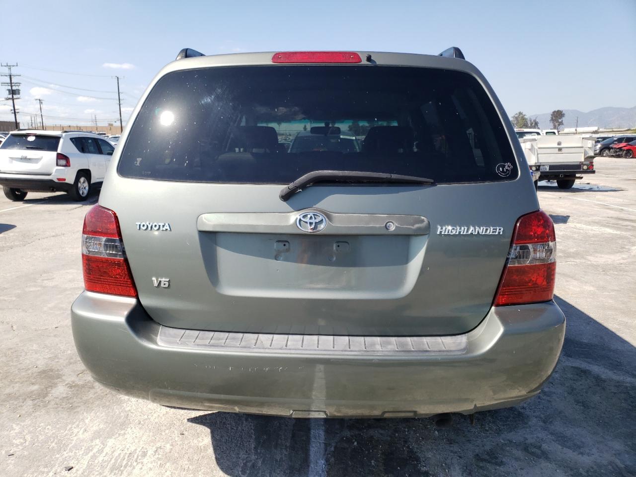 Lot #2484996980 2004 TOYOTA HIGHLANDER