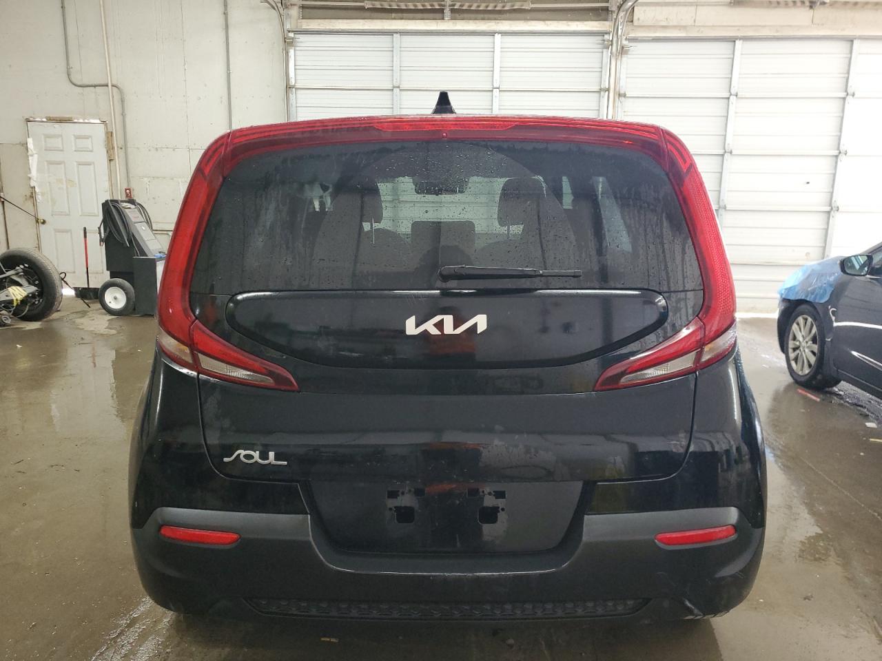 KNDJ23AU3N7186035 2022 Kia Soul Lx