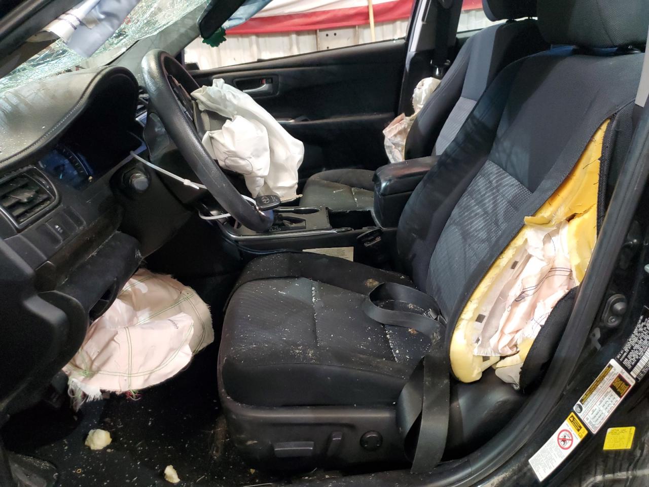 4T4BF1FK8FR453601 2015 Toyota Camry Le