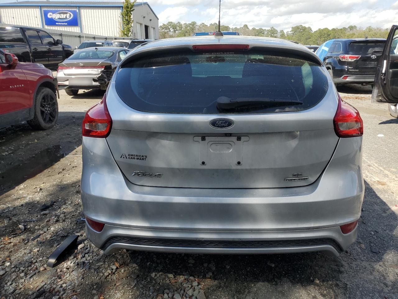 1FADP3K23FL248124 2015 Ford Focus Se