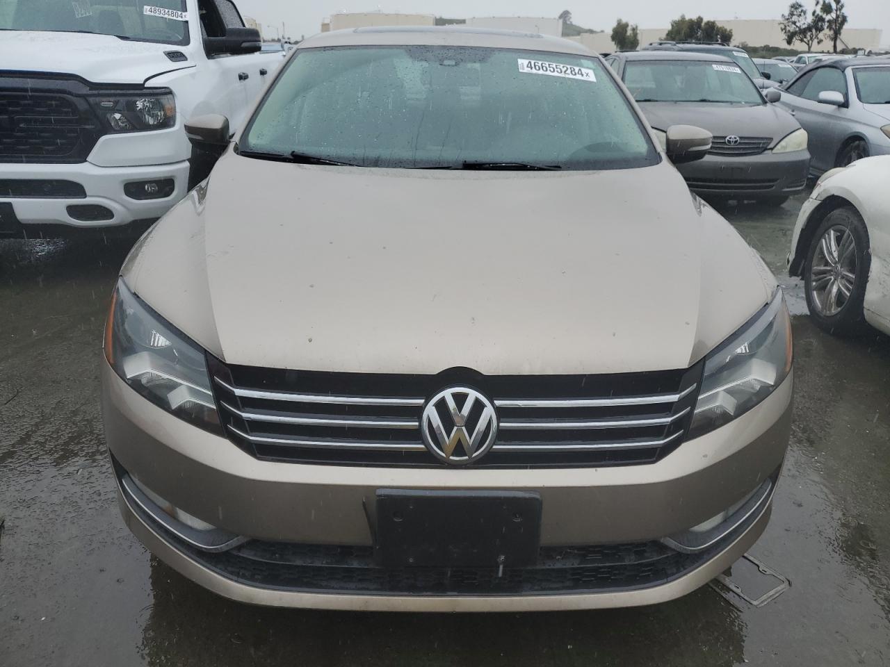 1VWBT7A34FC019009 2015 Volkswagen Passat Se