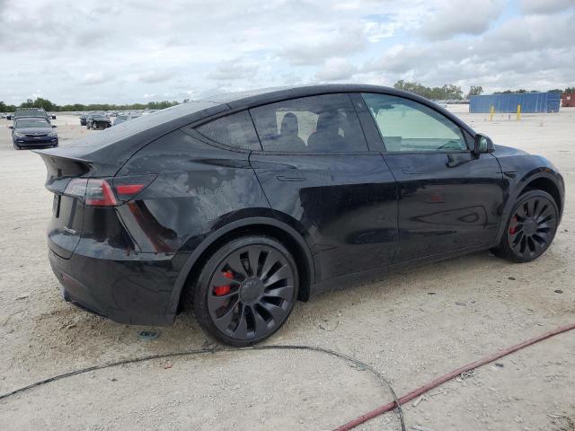 7SAYGDEFXNF513612 Tesla Model Y  3