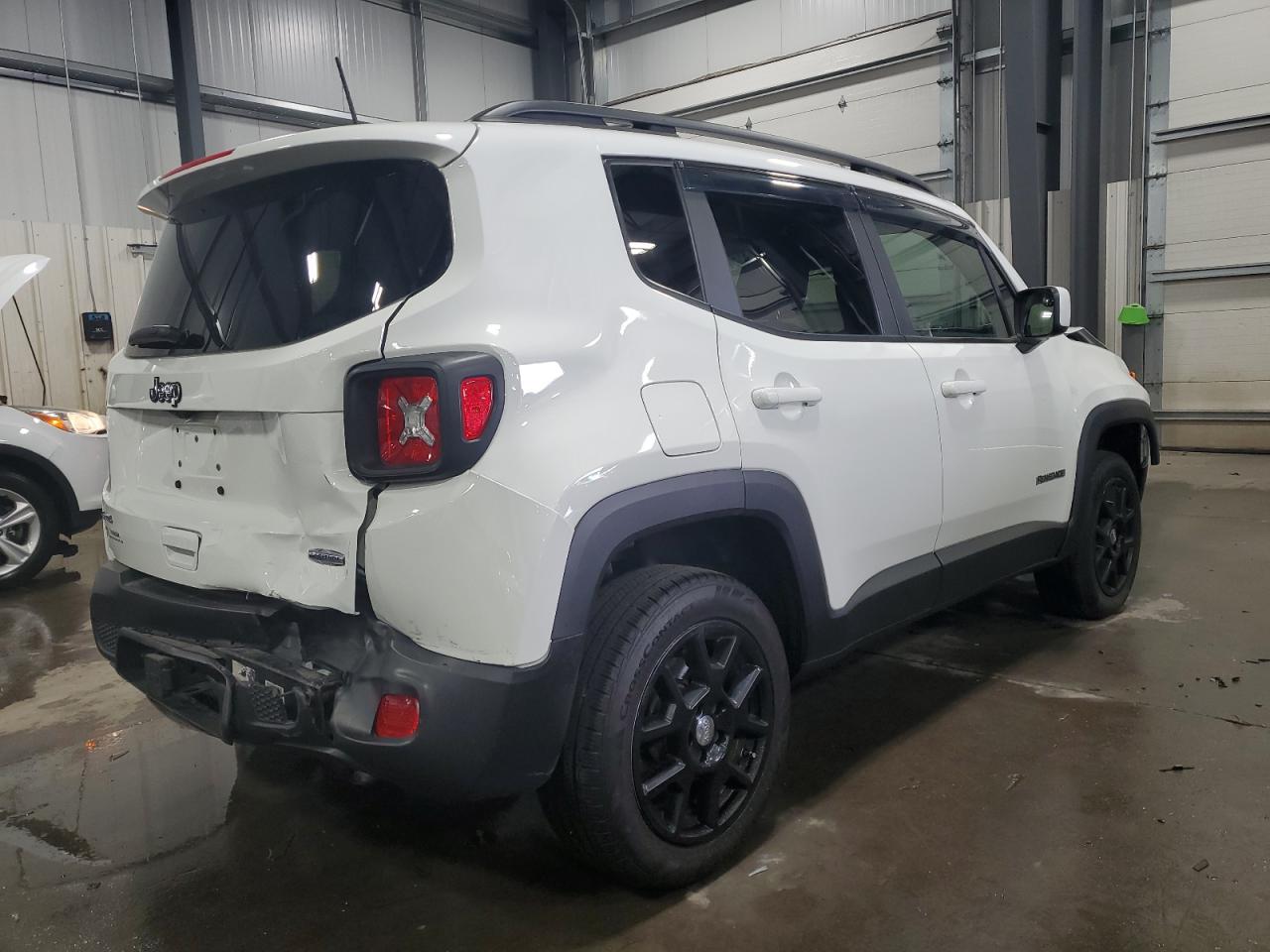 2020 Jeep Renegade Latitude vin: ZACNJBBB4LPL78315