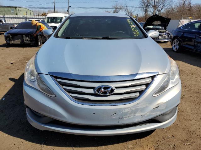 2014 Hyundai Sonata - Image 5