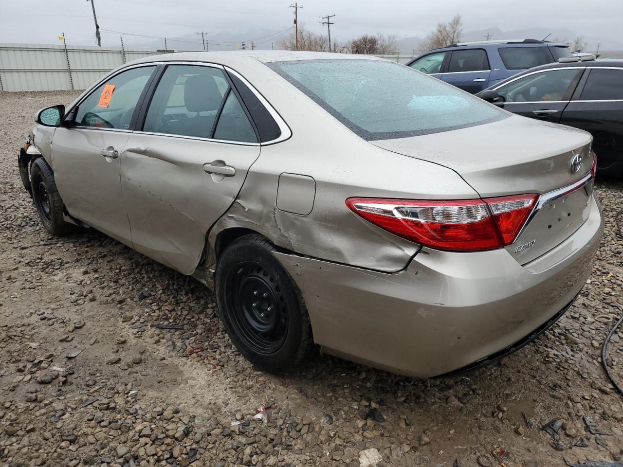 4T4BF1FKXGR580304 2016 Toyota Camry Le