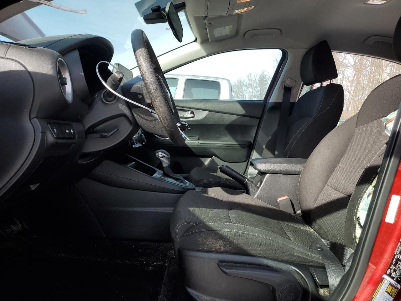 3KPF24AD1KE135785 2019 Kia Forte Fe