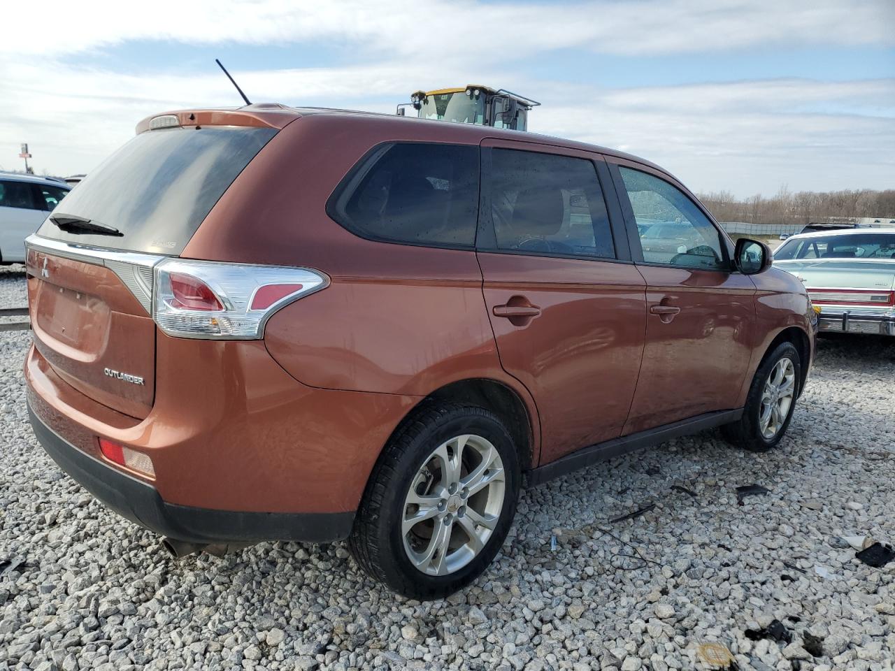 Lot #2485250777 2014 MITSUBISHI OUTLANDER