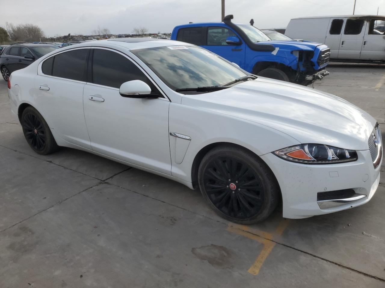 sajwa0ex5e8u28881 SAJWA0EX5E8U28881 2014 Jaguar Xf