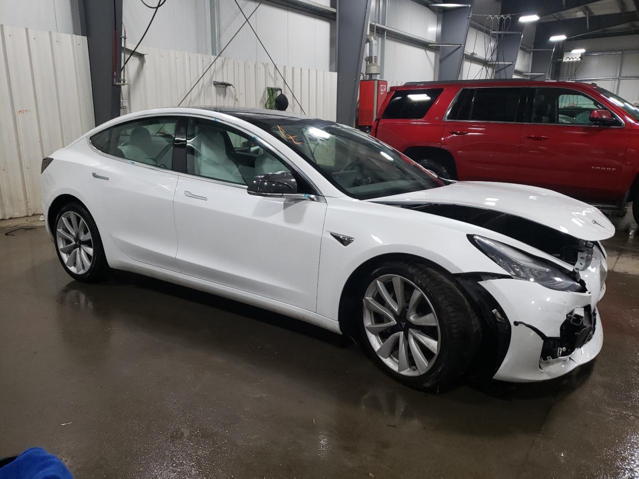 2019 Tesla Model 3 vin: 5YJ3E1EB5KF454540