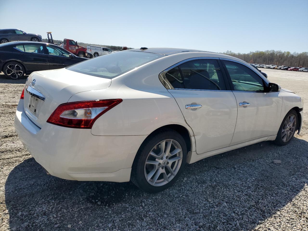 1N4AA5AP6AC822933 2010 Nissan Maxima S