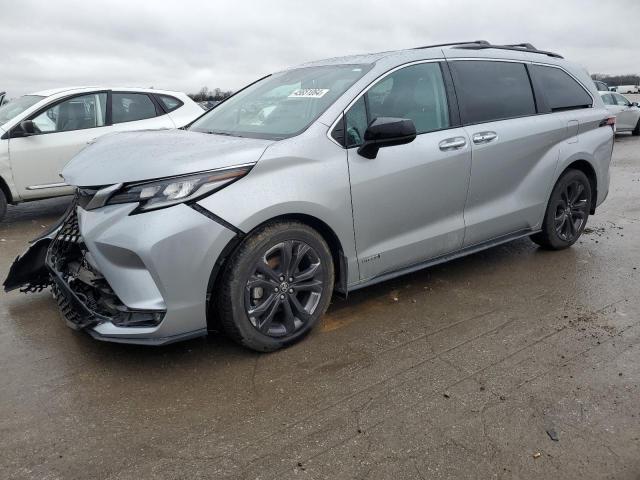  TOYOTA SIENNA 2021 Серебристый