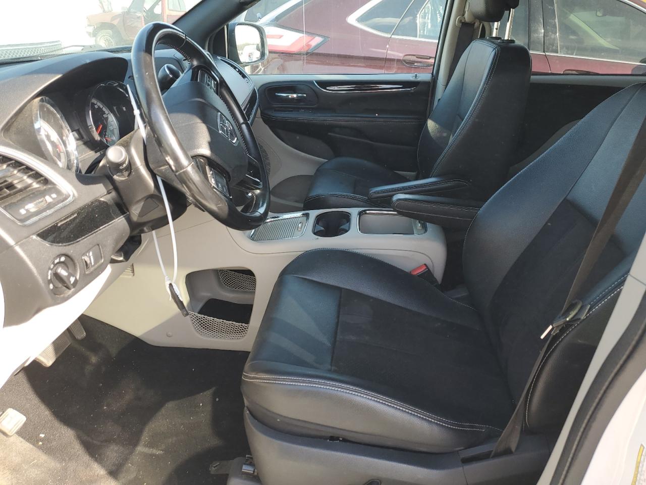 VIN: 2C4RDGCG4LR183717 2020 DODGE CARAVAN