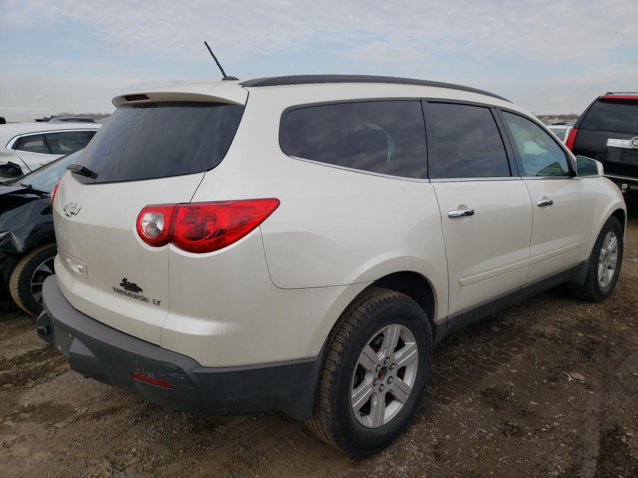 1GNKVJED5CJ407782 2012 Chevrolet Traverse Lt