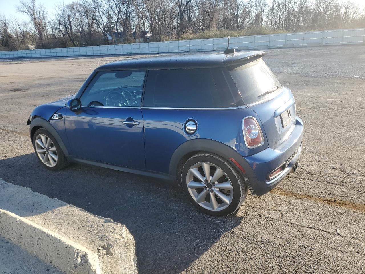 2012 Mini Cooper S vin: WMWSV3C50CTY28908