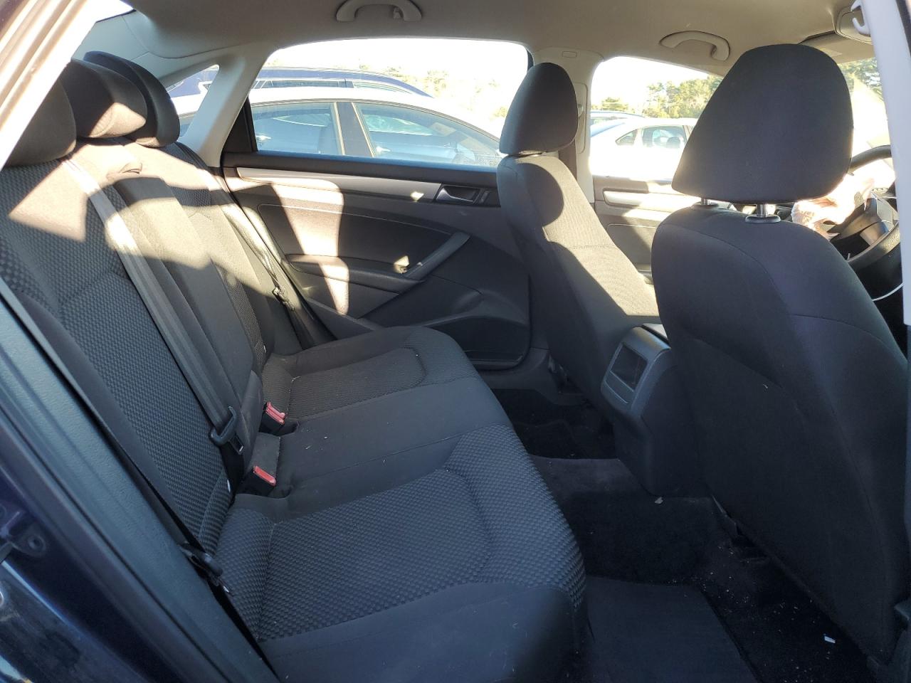 1VWAP7A34CC067041 2012 Volkswagen Passat S