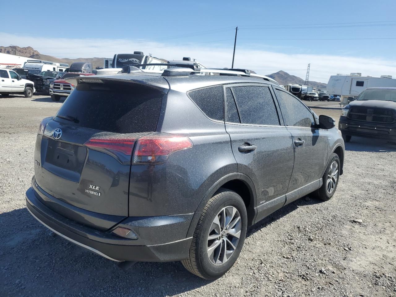 2018 Toyota Rav4 Hv Le vin: JTMRJREV9JD166153