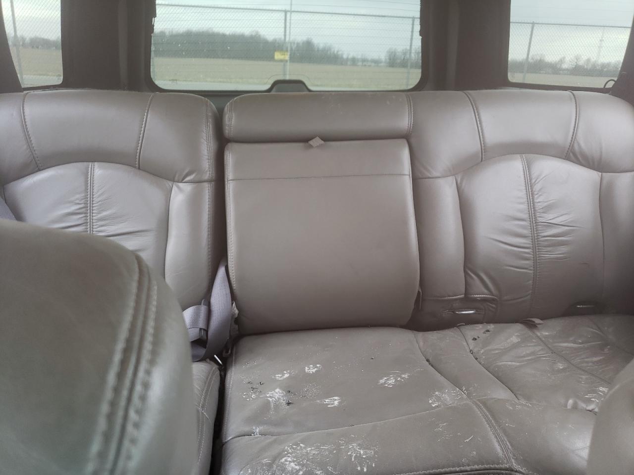 1GNEK13Z12J272349 2002 Chevrolet Tahoe K1500