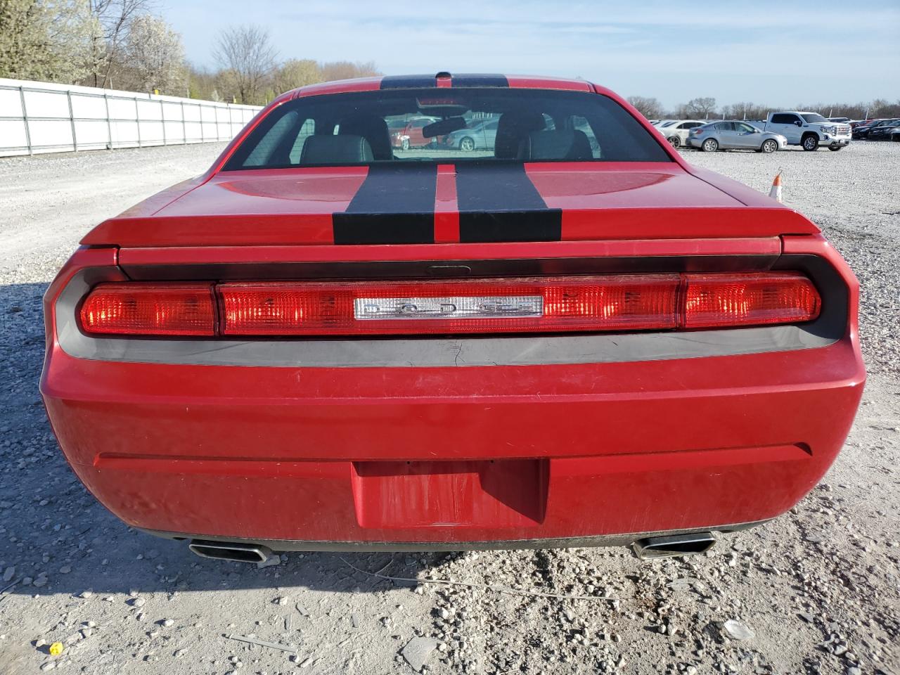 2C3CDYAG2CH238643 2012 Dodge Challenger Sxt