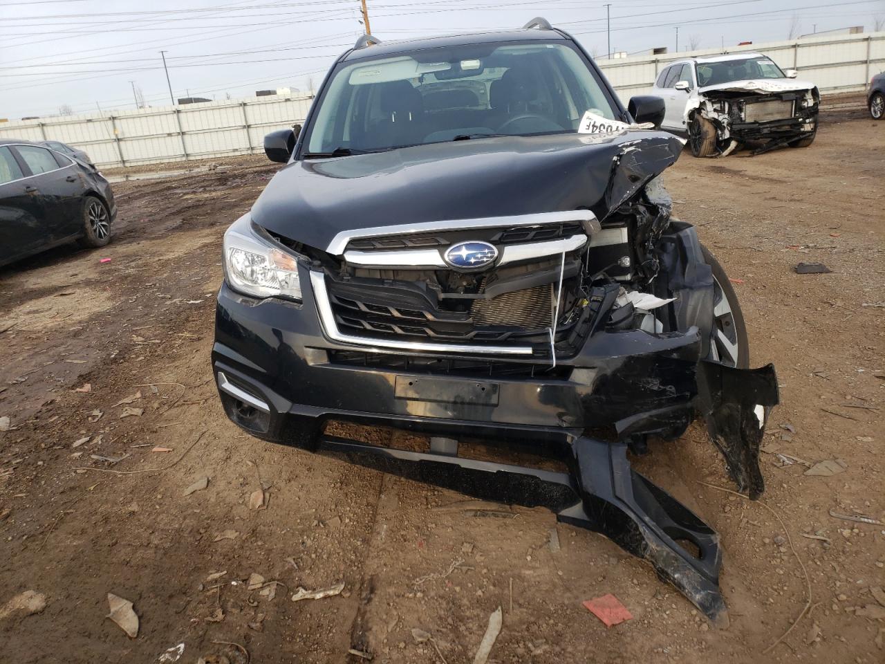 JF2SJAEC1JH532425 2018 Subaru Forester 2.5I Premium