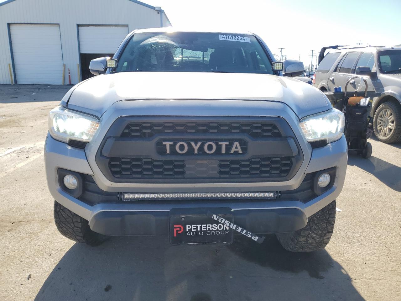 2018 Toyota Tacoma Double Cab vin: 3TMCZ5AN7JM188573