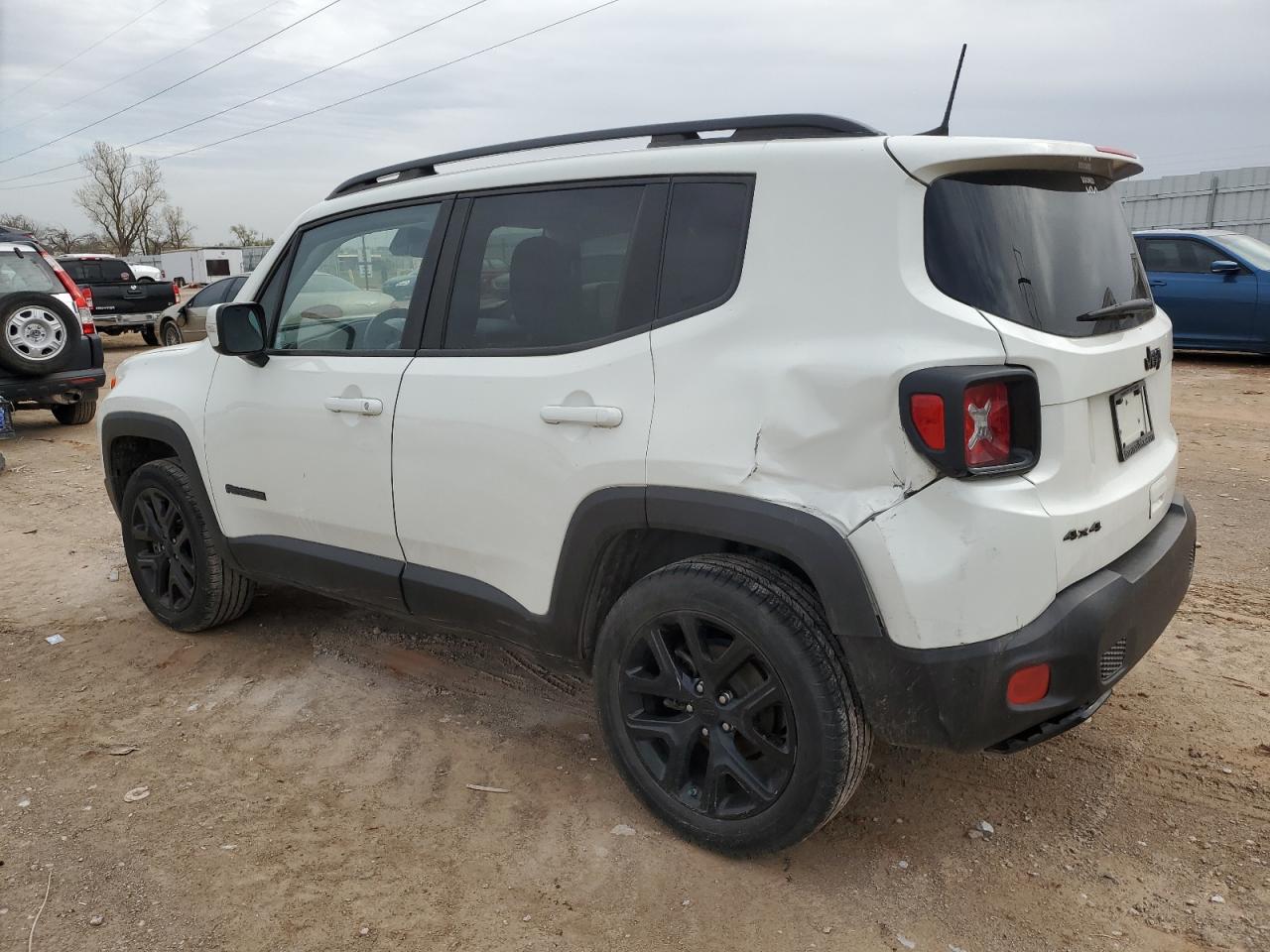 ZACCJBBB0JPH70215 2018 Jeep Renegade Latitude