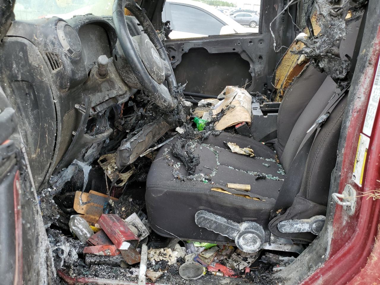 1C4HJWDG3DL518411 2013 Jeep Wrangler Unlimited Sport