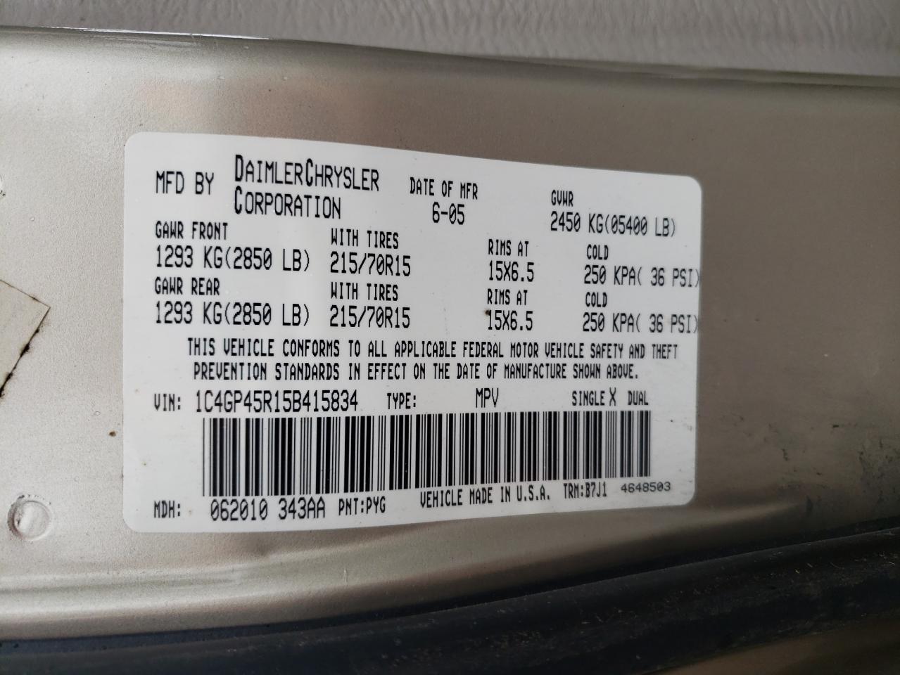 1C4GP45R15B415834 2005 Chrysler Town & Country