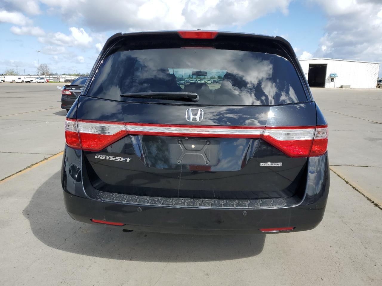 5FNRL5H94BB033733 2011 Honda Odyssey Touring