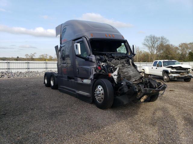 Global Auto Auctions: 2021 FREIGHTLINER CASCADIA 1