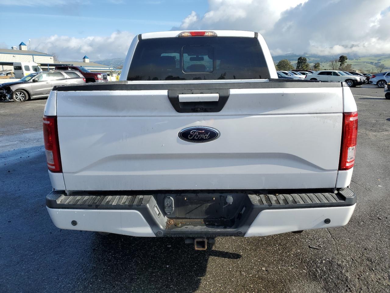 2015 Ford F150 Supercrew vin: 1FTEW1CP5FKE65969