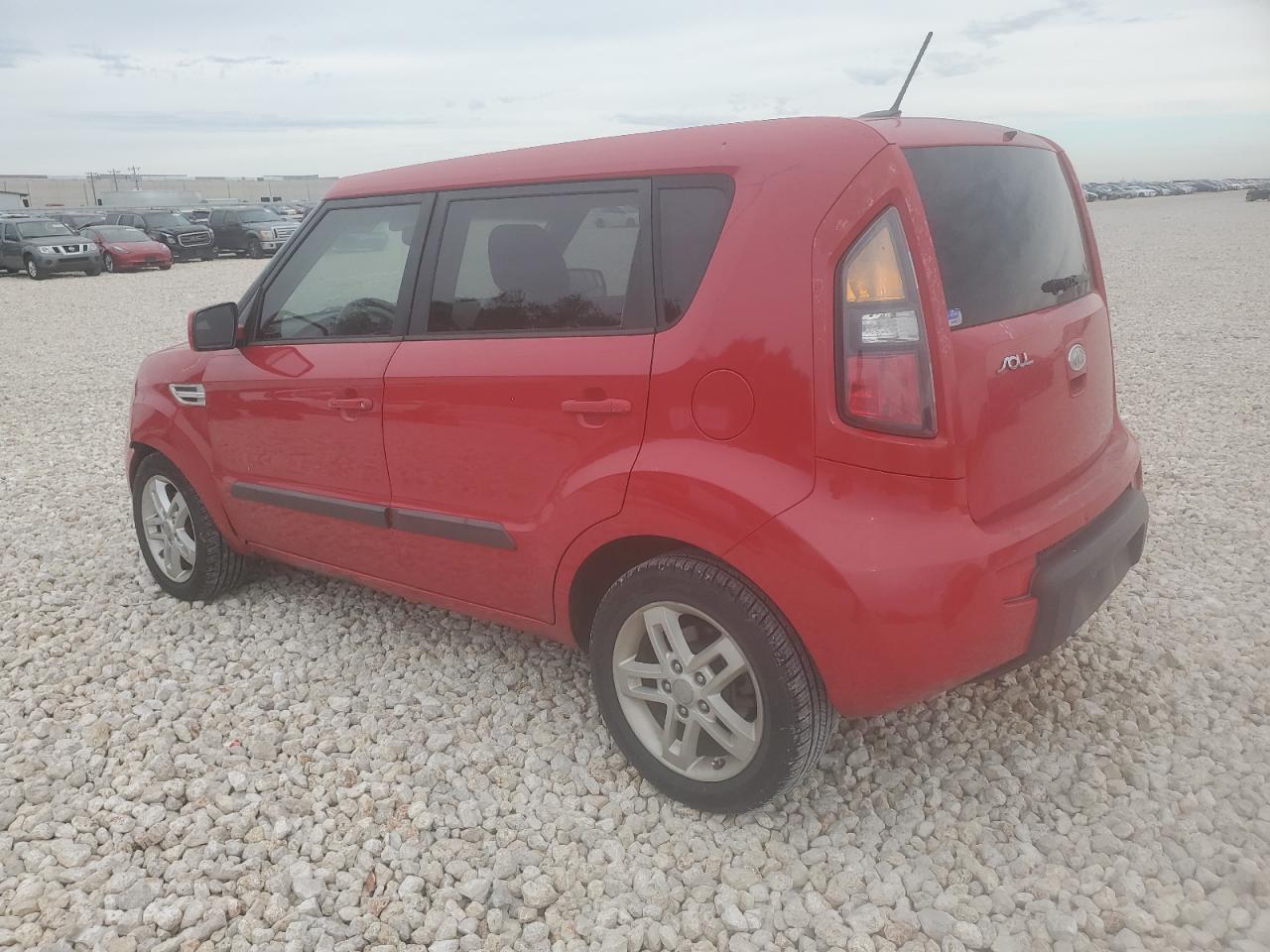 KNDJT2A2XB7278938 2011 Kia Soul +