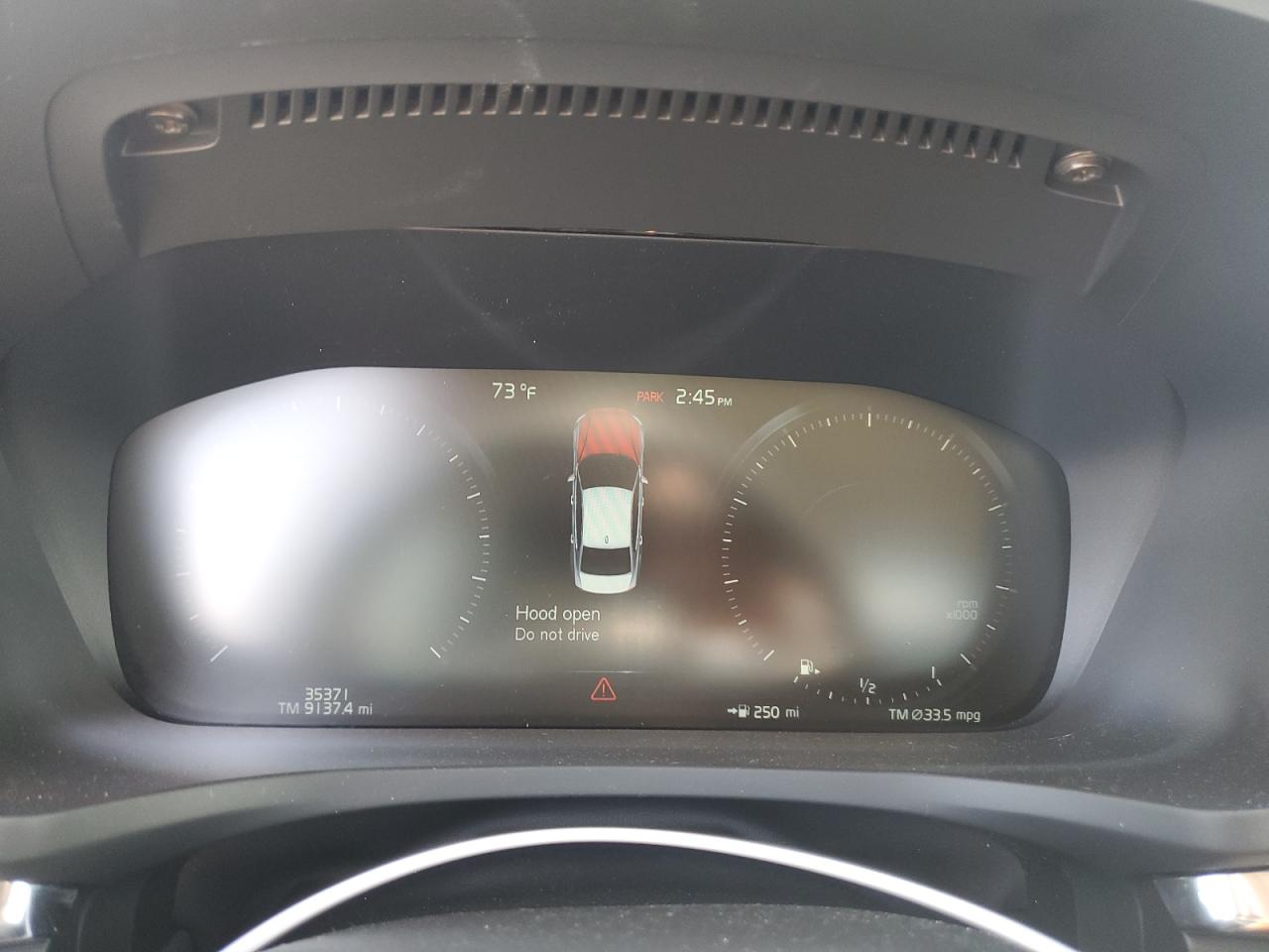 7JRL12FZ2NG174681 2022 Volvo S60 B5 Momentum