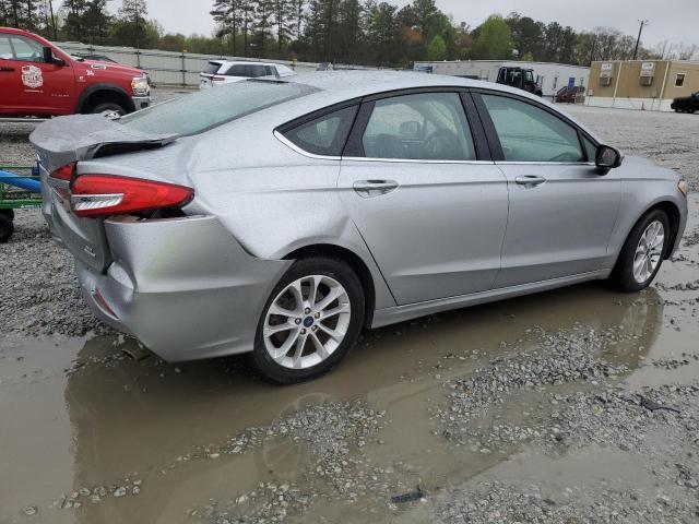 3FA6P0HD6LR226955 Ford Fusion SE 3